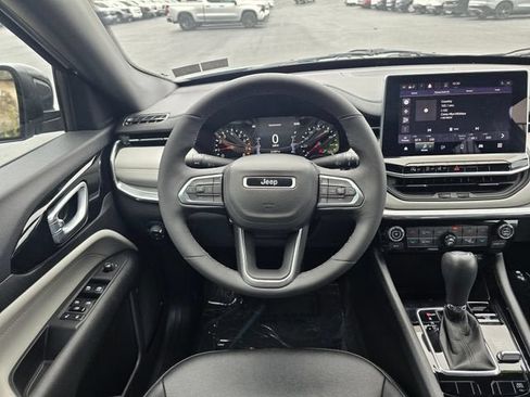 Used 2024 Jeep Compass Limited AWD/4WD image 22