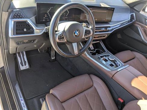 Certified 2023 BMW X7 xDrive40i w/ M Sport Package image 4