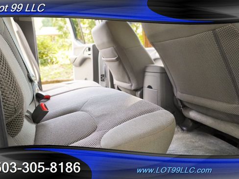 Used 2016 Nissan Frontier SV image 16