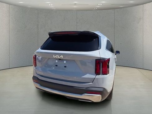 Used 2025 Kia Sorento SX FWD image 44