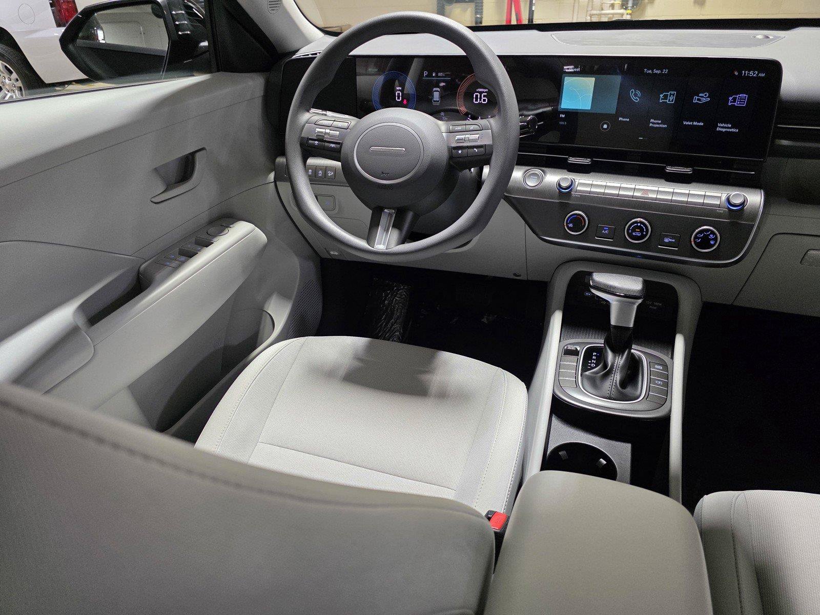 Used 2026 Hyundai Kona SE FWD image 19