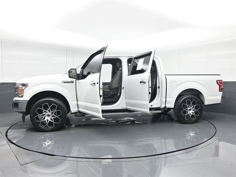 Used 2018 Ford F150 XLT w/ Equipment Group 302A Luxury RWD image 40