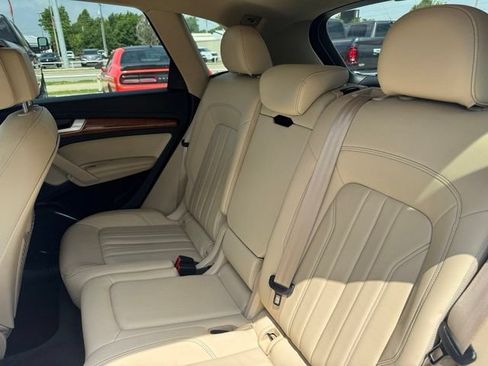 Used 2022 Audi Q5 2.0T Premium Plus AWD/4WD image 12