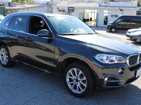 Used 2018 BMW X5 xDrive40e image 3