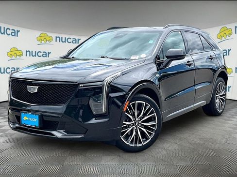 Used 2024 Cadillac XT4 Sport AWD/4WD image 3