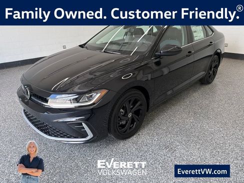 New 2026 Volkswagen Jetta SE FWD image 1