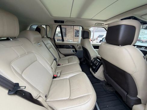 Used 2019 Land Rover Range Rover HSE image 35