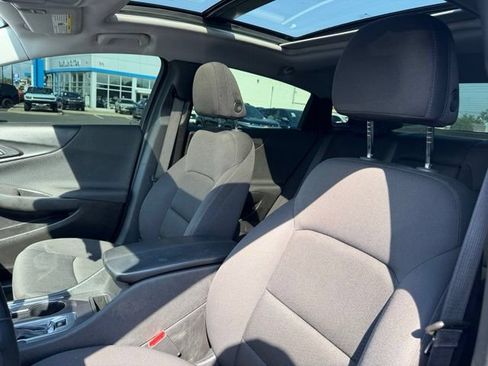Used 2023 Chevrolet Malibu LT w/ Sport Edition FWD image 16
