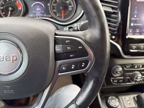 Used 2021 Jeep Cherokee Limited w/ Elite Package image 27