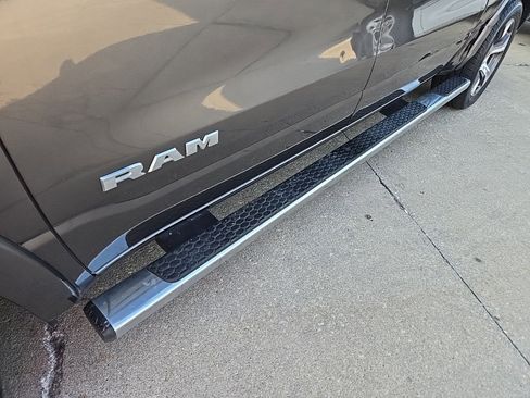 Used 2020 RAM 1500 Laramie image 23
