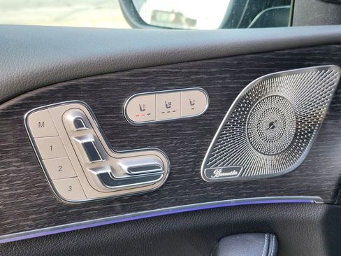 Certified 2025 Mercedes-Benz GLS 450 4MATIC image 19