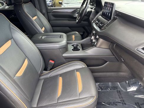 Used 2021 GMC Yukon AT4 w/ AT4 Premium Package AWD/4WD image 34
