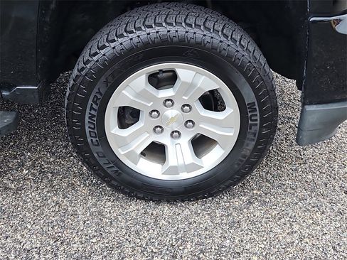 Used 2017 Chevrolet Silverado 1500 LT w/ All Star Edition image 10