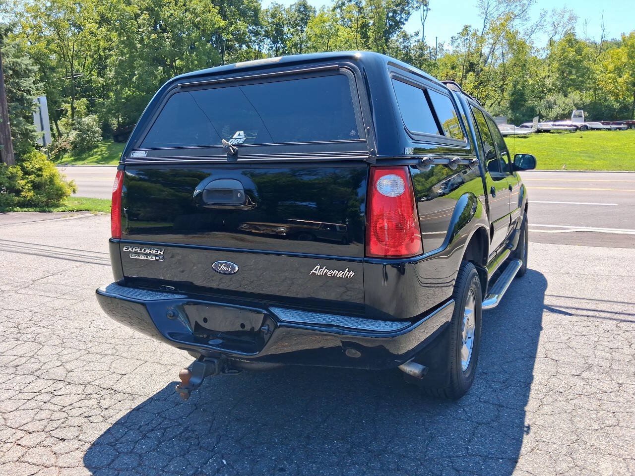 Used 2005 Ford Explorer Sport Trac 4x4 image 12