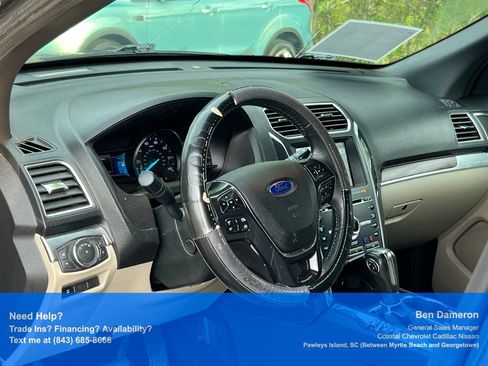 Used 2018 Ford Explorer Limited w/ Equipment Group 301A FWD image 6