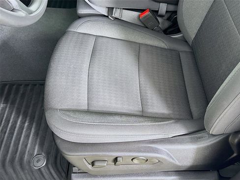 Used 2022 Chevrolet Silverado 1500 Custom image 18