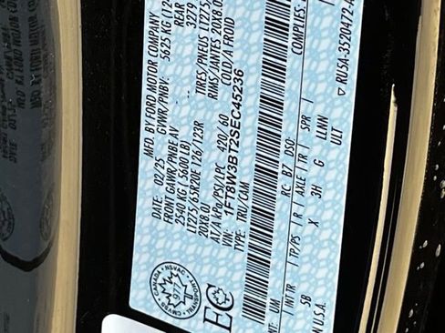 Used 2025 Ford F350 Lariat w/ Black Appearance Package image 39