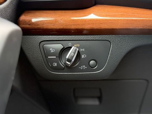 Used 2021 Audi Q5 e Premium Plus w/ Premium Plus Package image 22