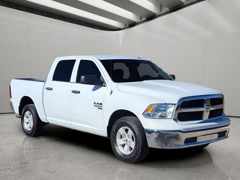 Used 2023 RAM 1500 Classic SLT w/ Electronics Group AWD/4WD image 5