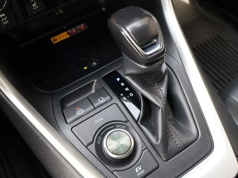 Used 2024 Toyota RAV4 XSE w/ Advanced Technology Package AWD/4WD image 18