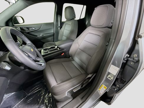 Used 2026 Chevrolet Equinox LT FWD image 22