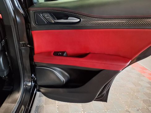 Used 2018 Alfa Romeo Stelvio Quadrifoglio w/ Driver Assist Dynamic Package image 11