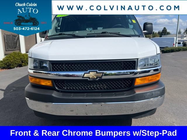 Used 2025 Chevrolet Express 2500 w/ Driver Convenience Package RWD image 3