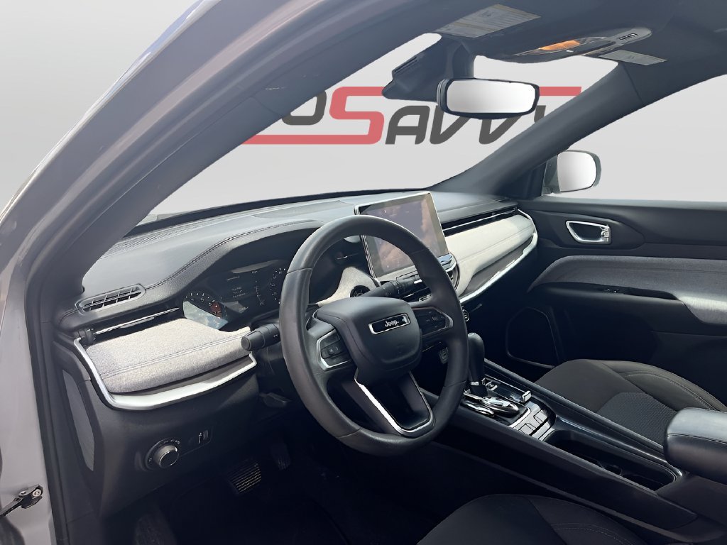 Used 2023 Jeep Compass Sport AWD/4WD image 9