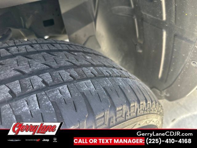 Used 2022 RAM 1500 Laramie RWD image 9