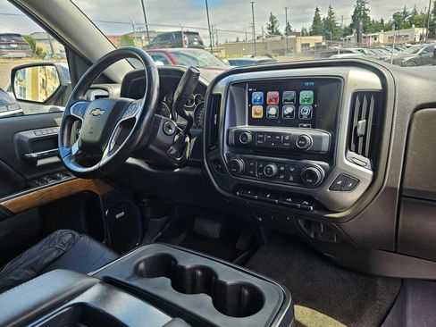 Used 2018 Chevrolet Silverado 1500 LTZ w/ LTZ Plus Package AWD/4WD image 12