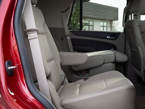 Used 2015 Chevrolet Tahoe LTZ image 32