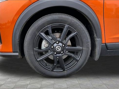 Used 2021 Nissan Kicks SR w/ Interior Electronics Package image 21