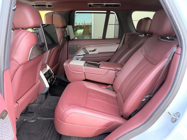 Certified 2024 Land Rover Range Rover Autobiography AWD/4WD image 30