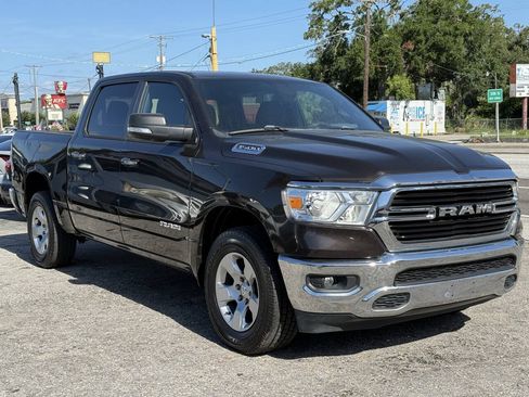 Used 2019 RAM 1500 Big Horn AWD/4WD image 9