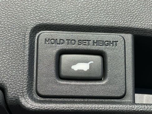 Used 2022 Acura RDX A-Spec image 9