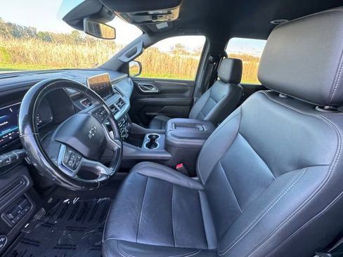 Certified 2024 Chevrolet Tahoe Z71 w/ Luxury Package AWD/4WD image 27
