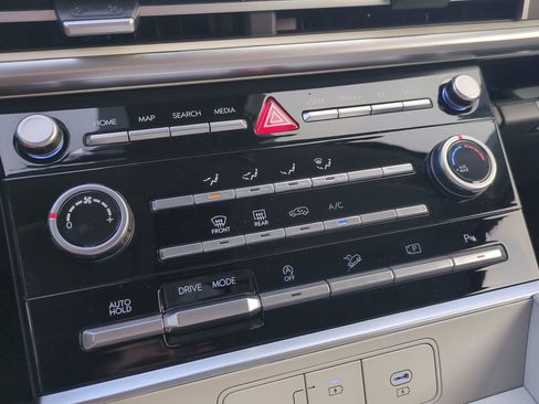 New 2026 Hyundai Santa Fe SE image 29