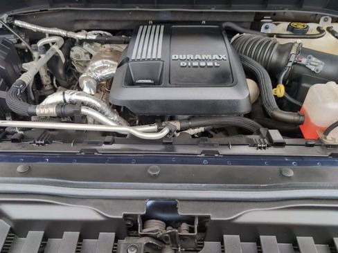 Certified 2022 Chevrolet Silverado 1500 LT w/ Z71 Off-Road Package AWD/4WD image 28