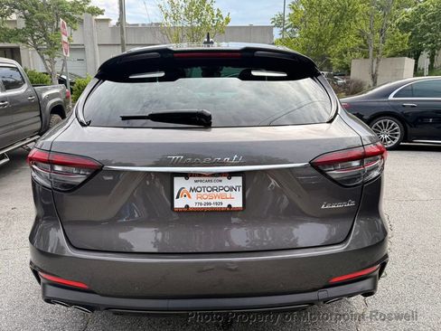 Used 2023 Maserati Levante Modena AWD/4WD image 4