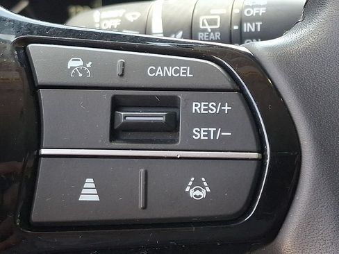 Used 2025 Honda Pilot EX-L image 23