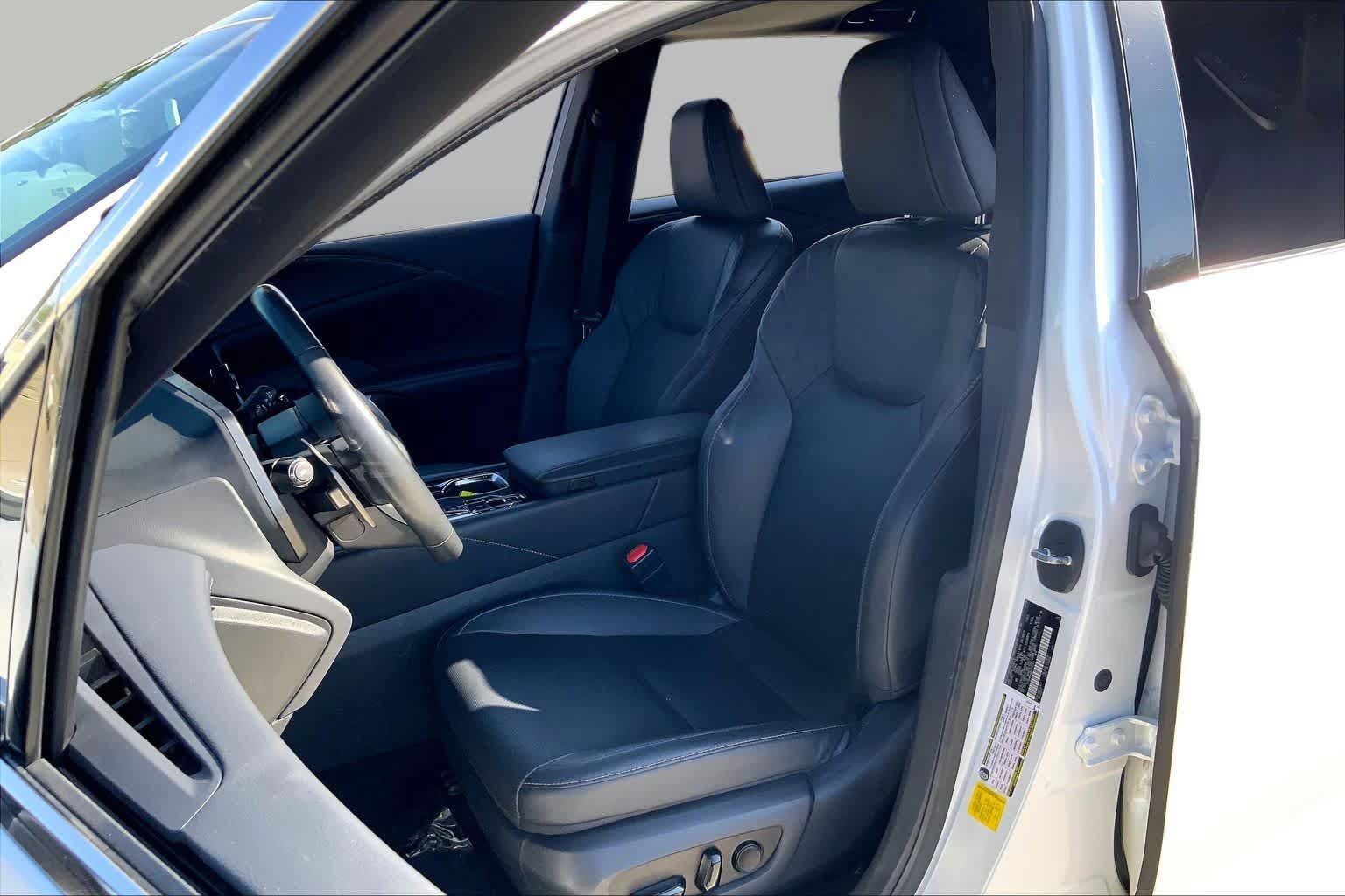 Used 2024 Lexus RX 350 FWD w/ Technology Package image 8