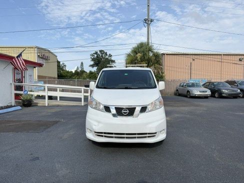 Used 2015 Nissan NV200 SV w/ Technology Package FWD image 3
