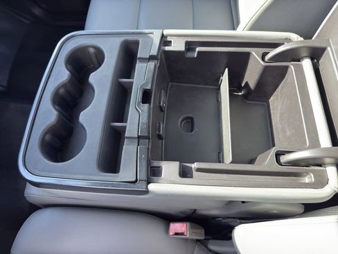 Used 2015 Chevrolet Silverado 3500 W/T image 26