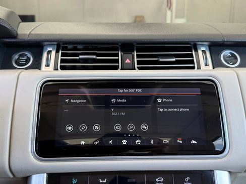 Used 2018 Land Rover Range Rover Supercharged AWD/4WD image 33