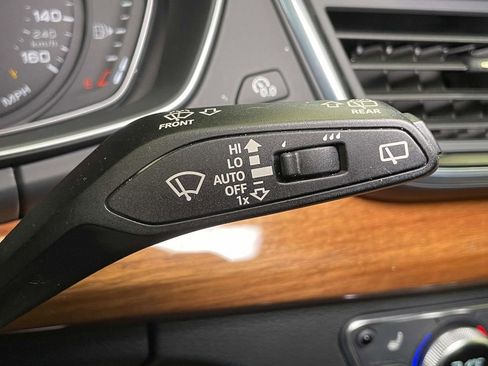 Certified 2023 Audi Q5 2.0T Premium w/ Convenience Package image 41