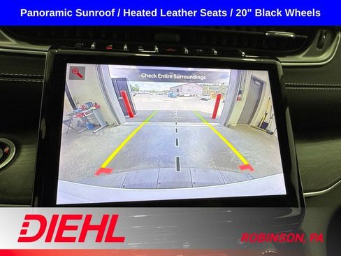Used 2023 Jeep Grand Cherokee Limited w/ Black Appearance Package AWD/4WD image 34