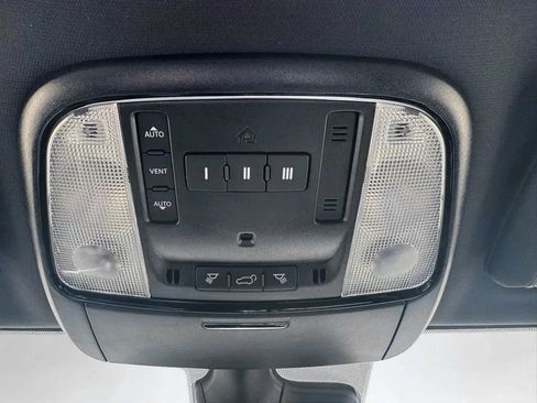 Used 2024 Dodge Durango GT AWD/4WD image 33