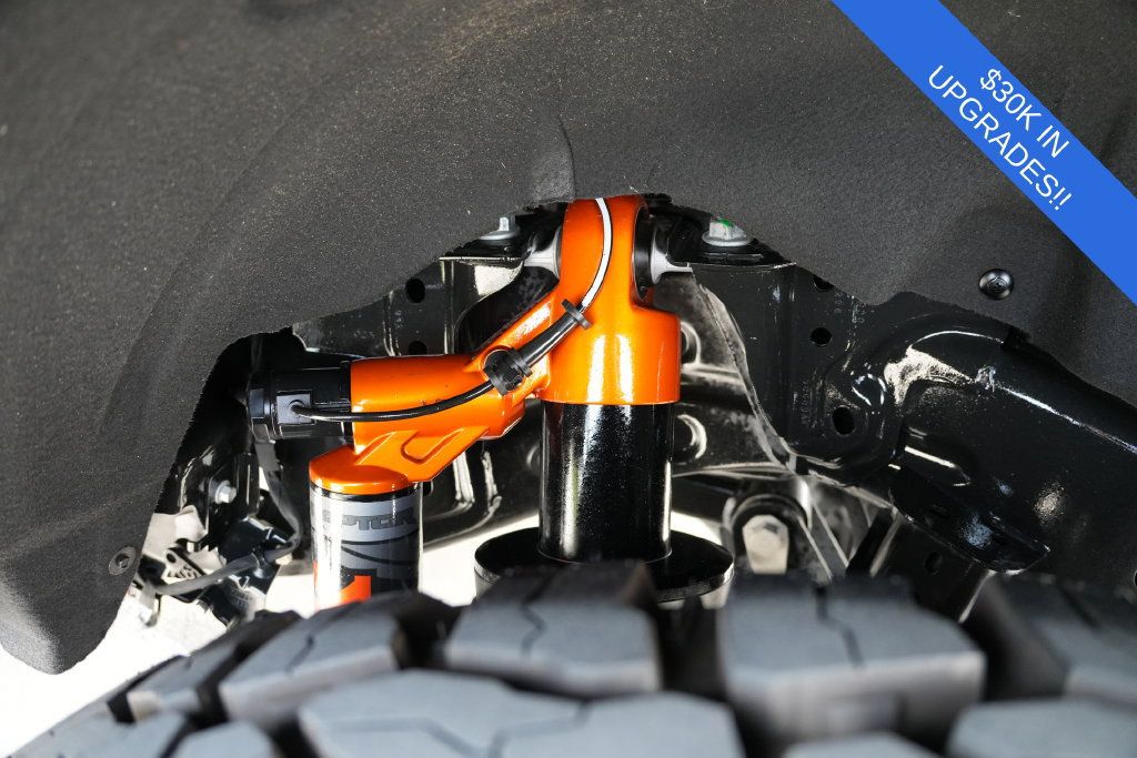 Used 2025 Ford Bronco Raptor AWD/4WD image 11