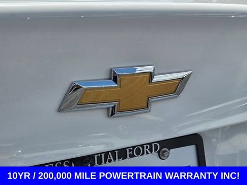 Used 2024 Chevrolet Malibu LT FWD image 16