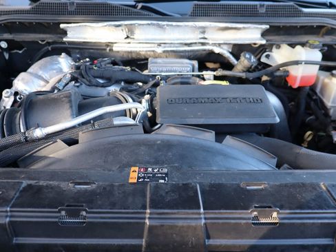 Used 2020 Chevrolet Silverado 2500 High Country image 39